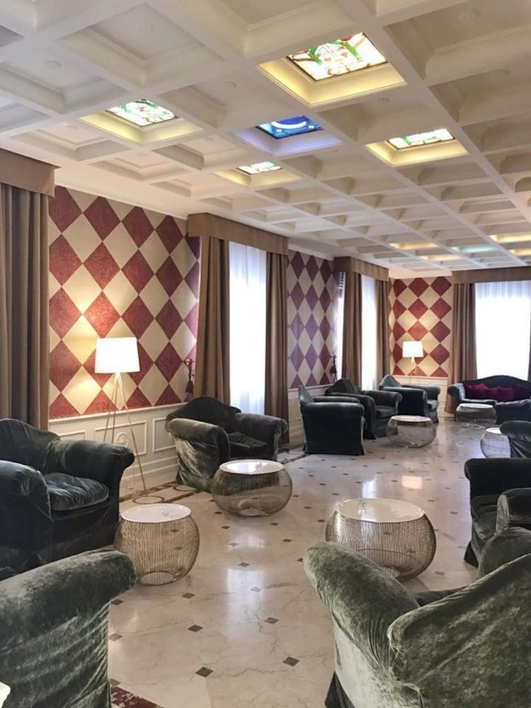 Regency 4*
